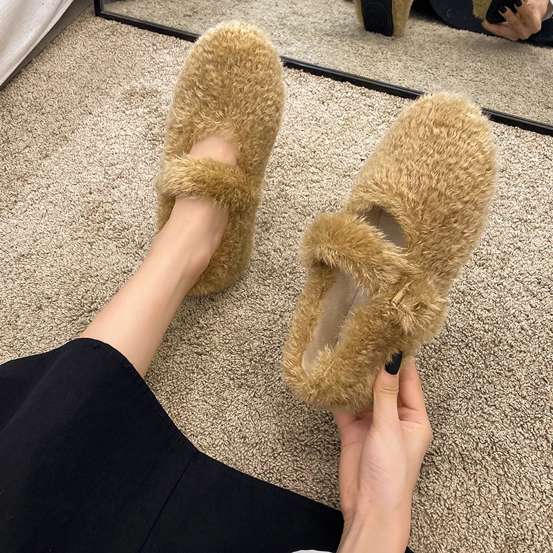 Women's Plush Shoes, A Pedal 2021 New Autumn and Winter Plus Velvet Warm Flat Cotton Shoes, Fashionable Outer Wear Women Shoes
Women's Plush Shoes, A Pedal 2021 New Autumn and Winter Plus Velvet Warm Flat Cotton Shoes, Fashionable Outer Wear Women Shoes