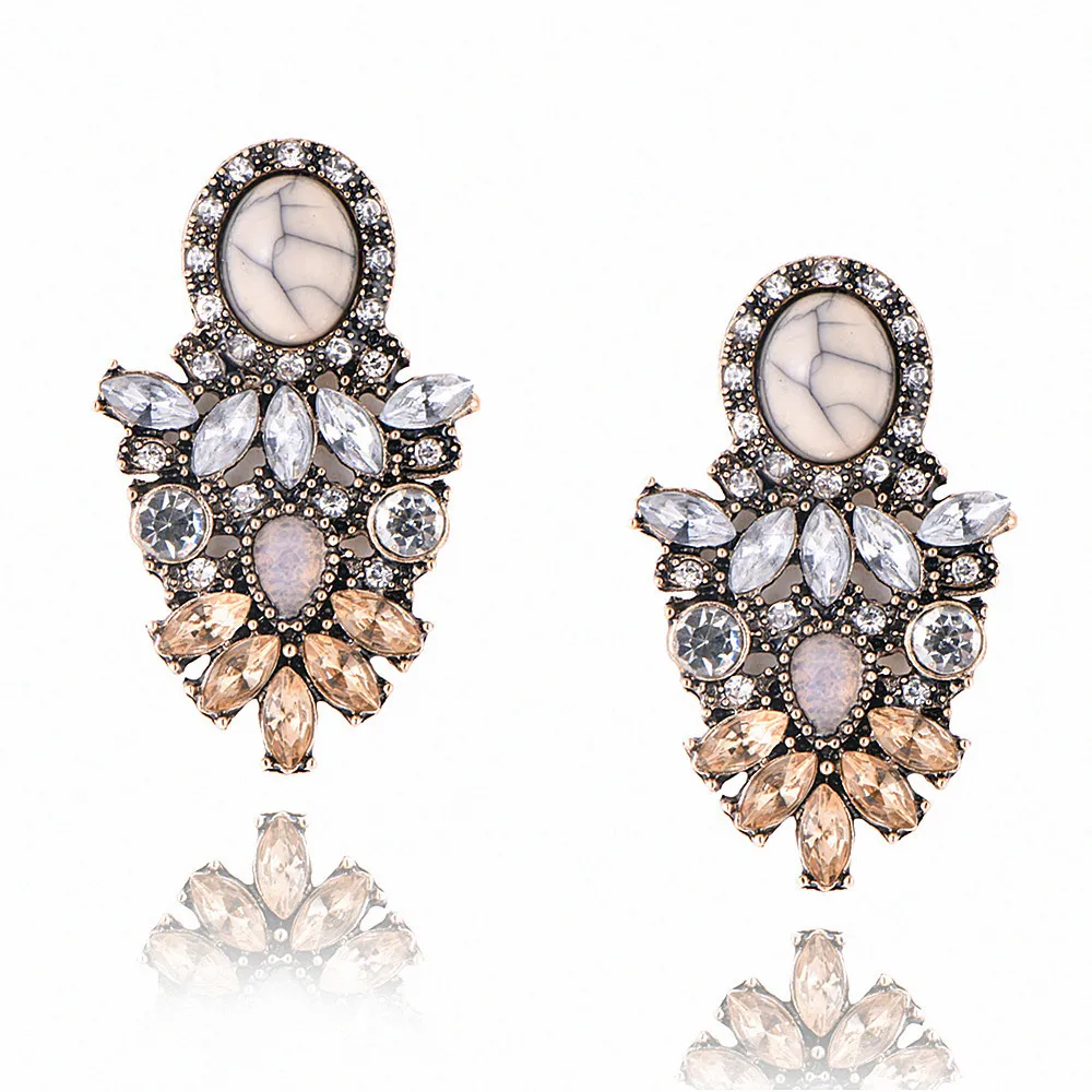 FSUNION 2022 New Fashion Retro Pink Stone Crystal Flower Drop Earrings For Women Fashion Gold Rhinestones Earrings Modern Gift
FSUNION 2022 New Fashion Retro Pink Stone Crystal Flower Drop Earrings For Women Fashion Gold Rhinestones Earrings Modern Gift
