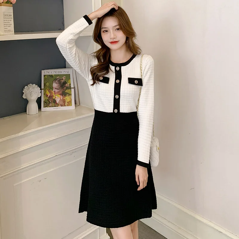 Patchwork Color Button Knitted Dress Sexy Vestidos Mujer Autumn 2022 Mini Dresses For Women Party Harajuku
Patchwork Color Button Knitted Dress Sexy Vestidos Mujer Autumn 2022 Mini Dresses For Women Party Harajuku