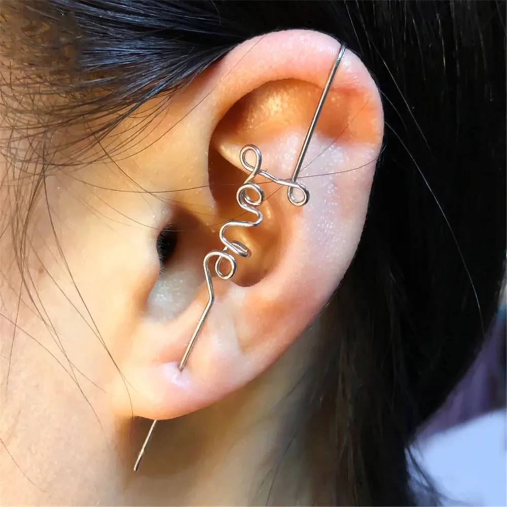 1pc New Ear Bone Clip Pierced Earrings Simple Love Letter Ear Warp Cuff Street Style Earrings For Men And Women
1pc New Ear Bone Clip Pierced Earrings Simple Love Letter Ear Warp Cuff Street Style Earrings For Men And Women