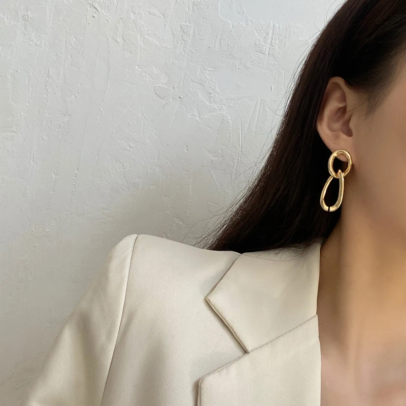 Popular Jewelry Geometric Hanging Dangle Earrings Hot Selling High Quality Gold Plating Metal Earrings For Pretty Girl Gifts
Popular Jewelry Geometric Hanging Dangle Earrings Hot Selling High Quality Gold Plating Metal Earrings For Pretty Girl Gifts