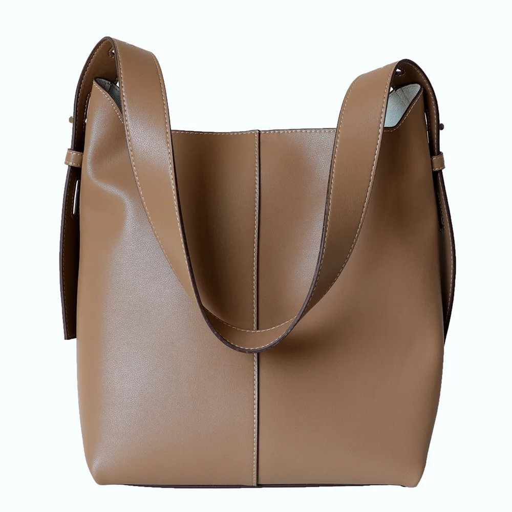 Large Wide Shoulder Strap Bucket Bag 2020 New Fashion Bag Leather Single Shoulder Tote Bag Large Capacity Women's Bucket Bag
Large Wide Shoulder Strap Bucket Bag 2020 New Fashion Bag Leather Single Shoulder Tote Bag Large Capacity Women's Bucket Bag
