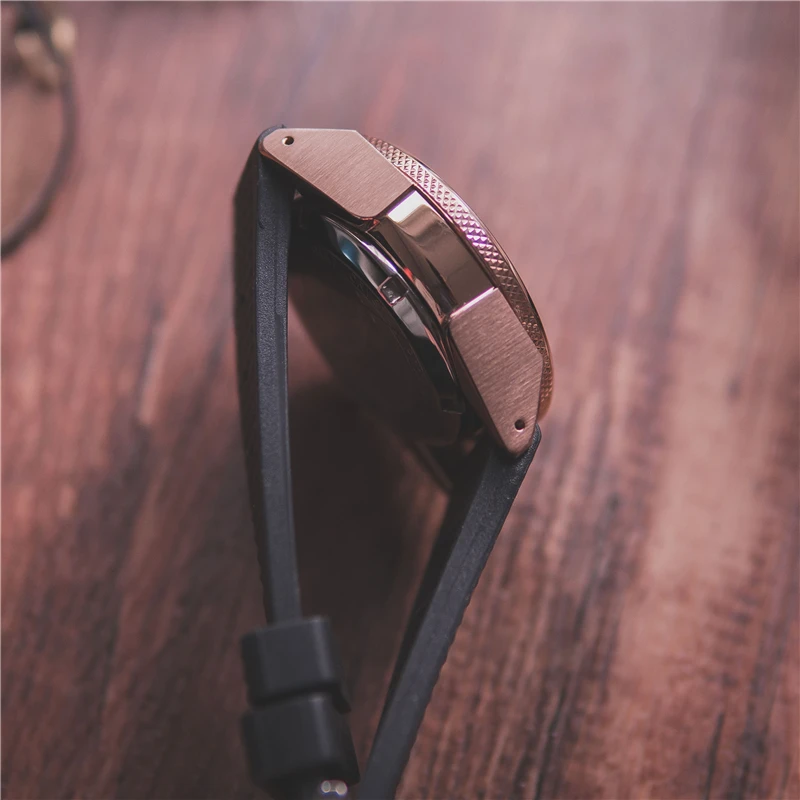 Proxima 62MAS Men Diver Watch 30Bar Bronze CUSN8 Sapphire Bezel Automatic Clock Mechanical Luminous NH35 Wristwatch Rubber Strap
Proxima 62MAS Men Diver Watch 30Bar Bronze CUSN8 Sapphire Bezel Automatic Clock Mechanical Luminous NH35 Wristwatch Rubber Strap
