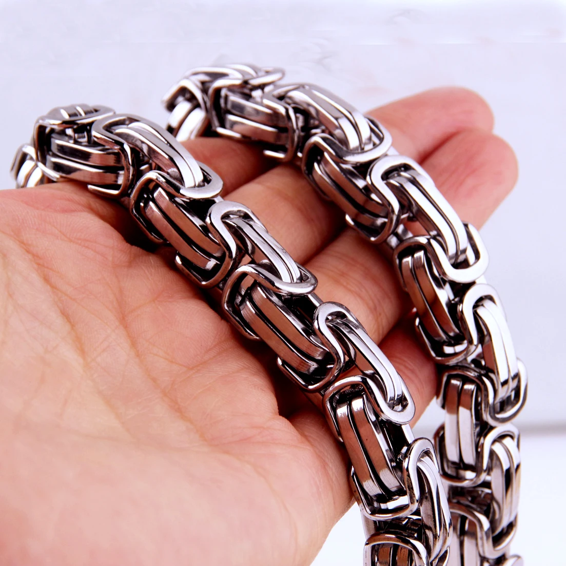 Mens Elegant Silver Color Huge Stainless Steel Byzantine Chain Necklace Or Bracelet 15mm Male Jewelry Choker
Mens Elegant Silver Color Huge Stainless Steel Byzantine Chain Necklace Or Bracelet 15mm Male Jewelry Choker
