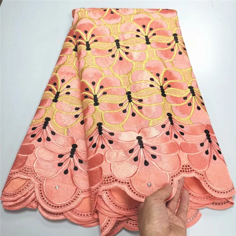 5 Yard Latest High Quality Bright Embroidery African 100% Cotton Swiss Voile Cotton Lace Popular Dubai Style For Party YC713-7
5 Yard Latest High Quality Bright Embroidery African 100% Cotton Swiss Voile Cotton Lace Popular Dubai Style For Party YC713-7