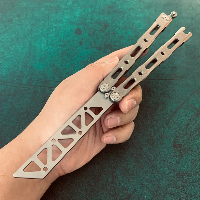 Baliplus 87 Balisong Trainer, Bushing Tang Pins Titanium Alloy Handles D2 Blade, EDC Butterfly Training Knife
Baliplus 87 Balisong Trainer, Bushing Tang Pins Titanium Alloy Handles D2 Blade, EDC Butterfly Training Knife