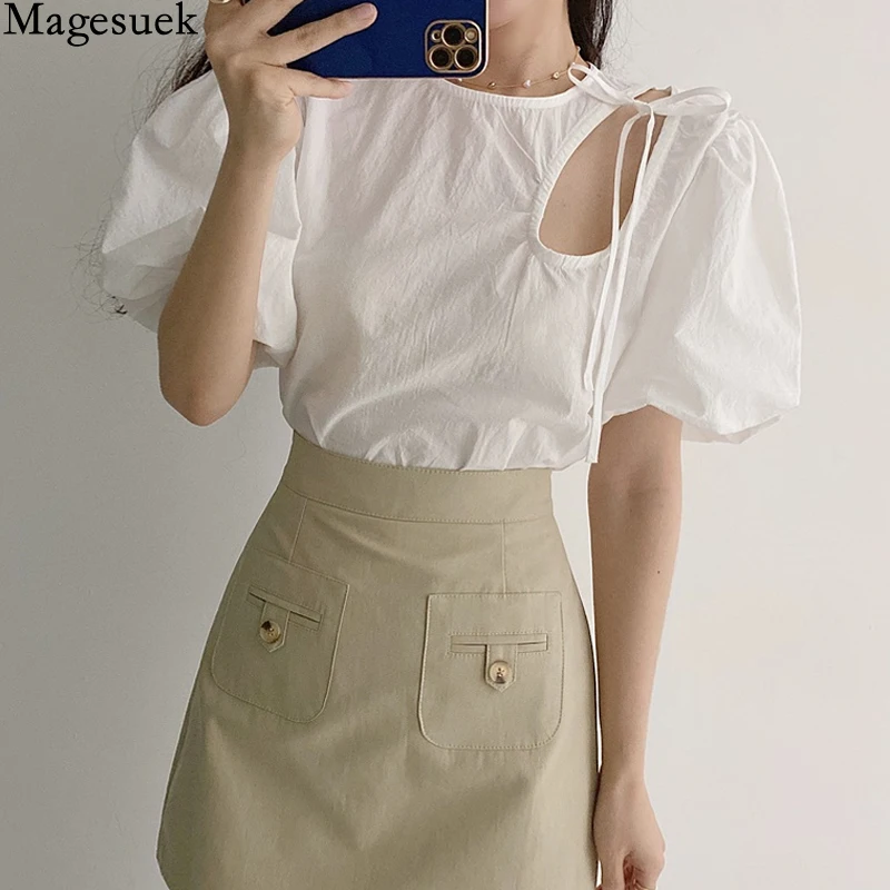 2021 Summer Hollow Sweet Blouse Women New Chic Bow Tie Big Puff Short Sleeve Tops Loose Fashion Solid Casual Shirt Blusas 14295
2021 Summer Hollow Sweet Blouse Women New Chic Bow Tie Big Puff Short Sleeve Tops Loose Fashion Solid Casual Shirt Blusas 14295