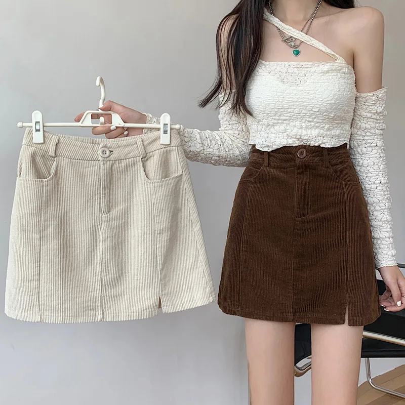 Женская Вельветовая мини-юбка, винтажная короткая трапециевидная юбка с высокой талией, в Корейском стиле, SXHBSQ585, для осени и зимы, 2022
Женская Вельветовая мини-юбка, винтажная короткая трапециевидная юбка с высокой талией, в Корейском стиле, SXHBSQ585, для осени и зимы, 2022