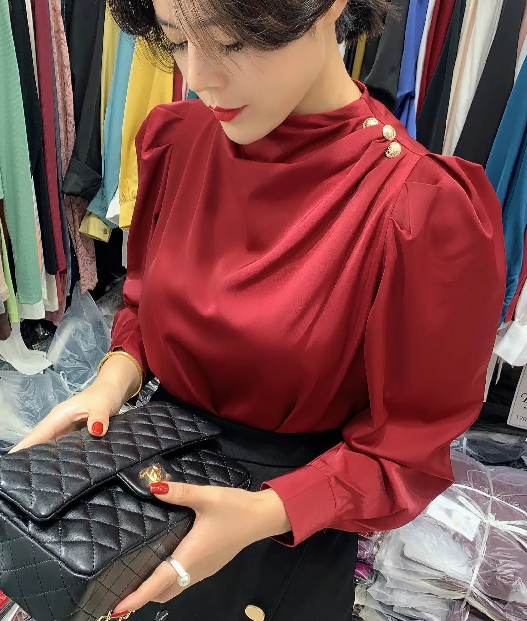 Elegant Women Satin Blouses Long Sleeve Women Blouses Office Lady Work Wear Satin Shirts Tops
Elegant Women Satin Blouses Long Sleeve Women Blouses Office Lady Work Wear Satin Shirts Tops