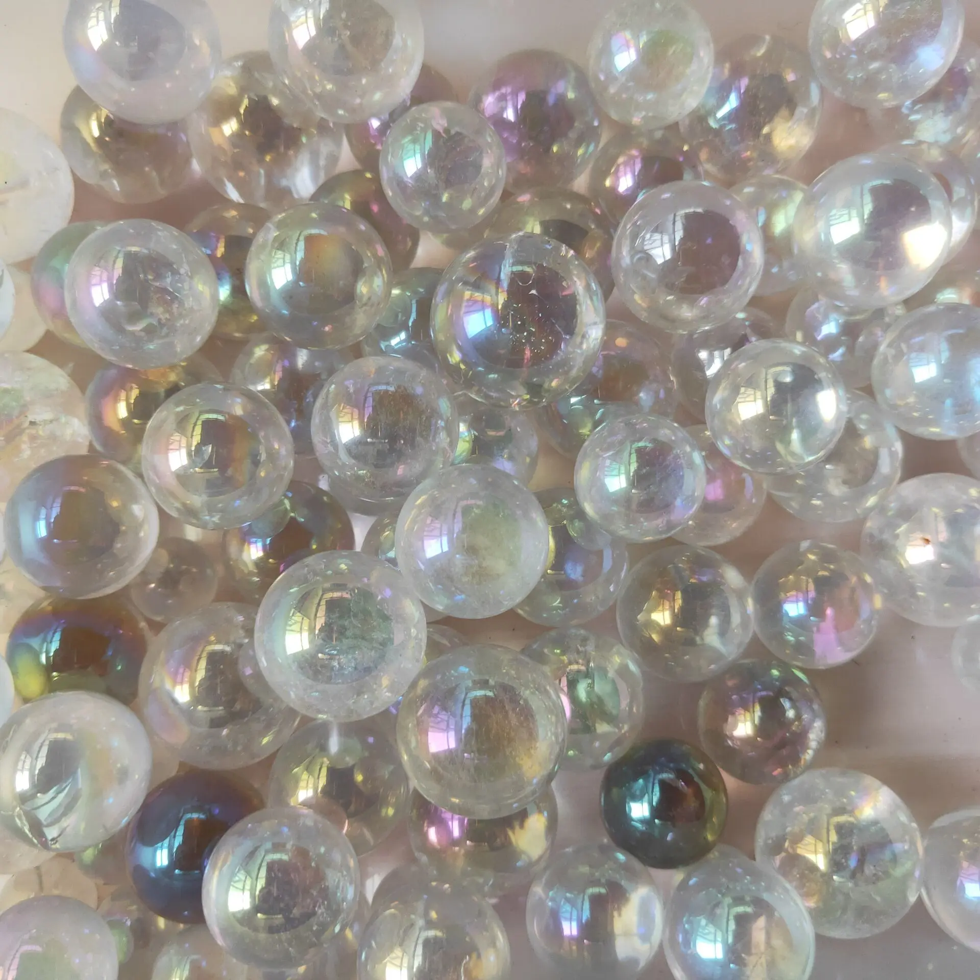 10pcs white Titanium Aura Electroplating Quartz Crystal Sphere Balls Healing Natural Quartz Crystal
10pcs white Titanium Aura Electroplating Quartz Crystal Sphere Balls Healing Natural Quartz Crystal