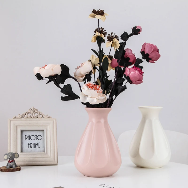 Creative Drop-resistant Plastic Imitation Ceramic Vase Window Vase Living Room Bedroom Fake Flower Decoration
Creative Drop-resistant Plastic Imitation Ceramic Vase Window Vase Living Room Bedroom Fake Flower Decoration
