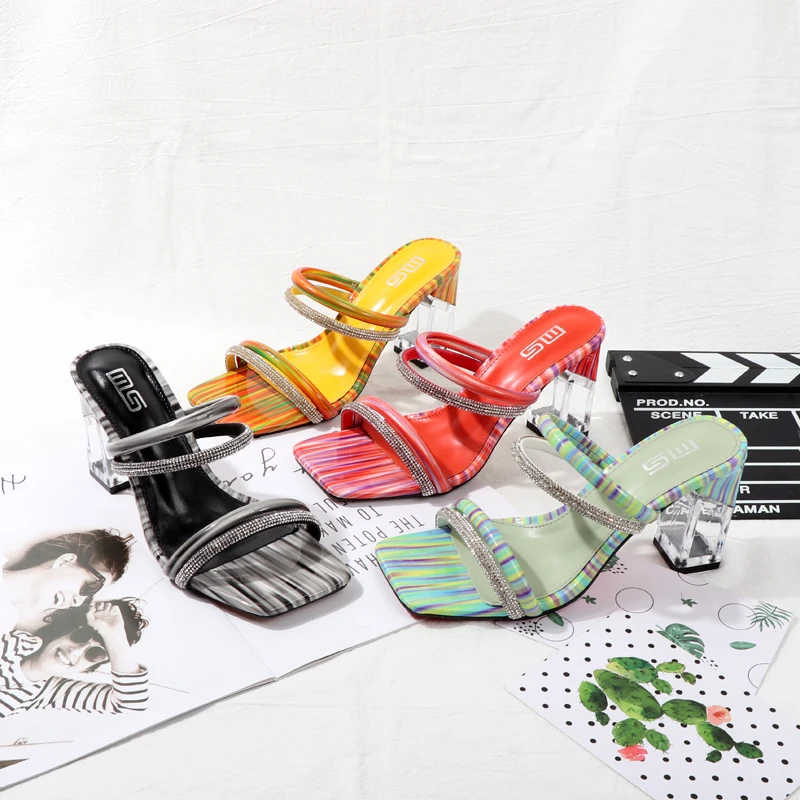 Outside single large-heeled sandals with fructose color hollow heel with optional sandals rhinestone-shaped square toe shoes
Outside single large-heeled sandals with fructose color hollow heel with optional sandals rhinestone-shaped square toe shoes