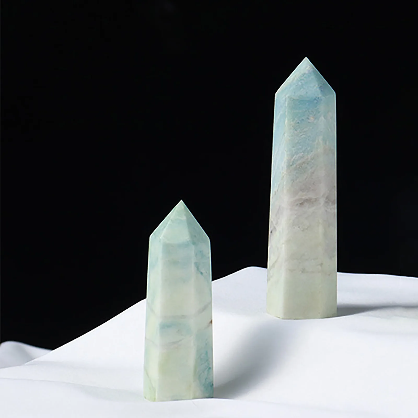 Hand Polished Natural Fluorite Quartz Crystal Colorful Gem Natural Crystal Handmade Jewelry Accessories Stone Crafts Decor#B
Hand Polished Natural Fluorite Quartz Crystal Colorful Gem Natural Crystal Handmade Jewelry Accessories Stone Crafts Decor#B