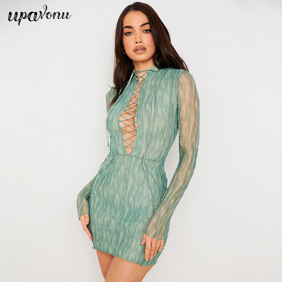 Free Shipping Sexy Hollow Cross Lace Mesh Dress 2021 Summer Women Stand Collar Long Sleeve Bodycon Mini Dress Club Party Vestido
Free Shipping Sexy Hollow Cross Lace Mesh Dress 2021 Summer Women Stand Collar Long Sleeve Bodycon Mini Dress Club Party Vestido