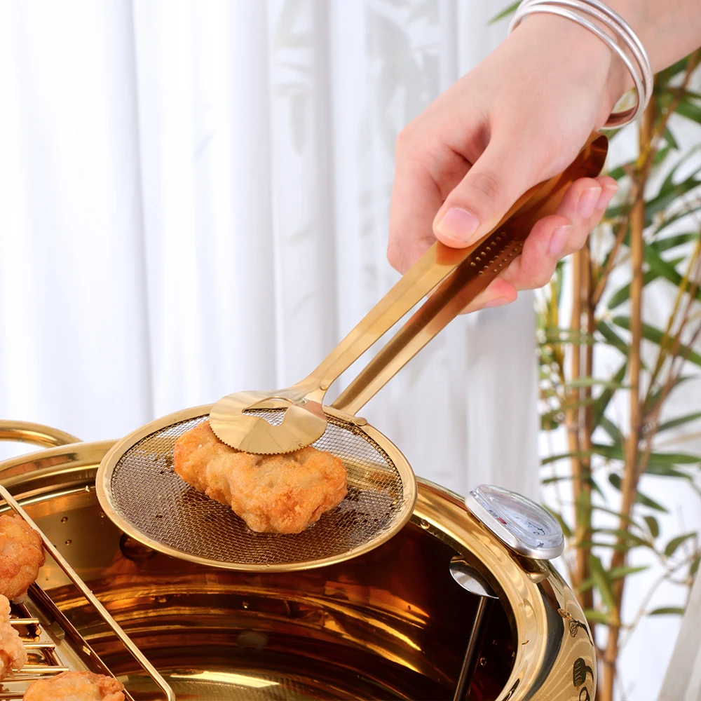 Stainless Steel Oil Filter Spoon Creative Oil Spill Artifact Household Filter Spoon Superfine Oil Dust Spoon Frying Clip
Stainless Steel Oil Filter Spoon Creative Oil Spill Artifact Household Filter Spoon Superfine Oil Dust Spoon Frying Clip