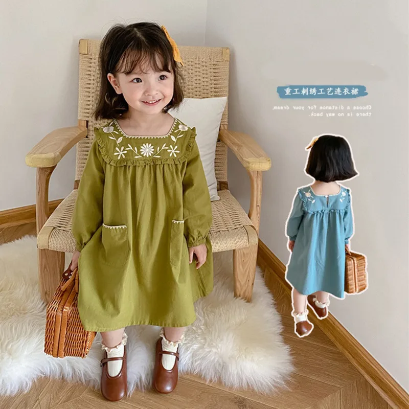 Embroidery Dress for Kids 2021 Spring Autumn Clothing Lantern Sleeve Knee-Length Girls Dress Square Collar Princess Dress
Embroidery Dress for Kids 2021 Spring Autumn Clothing Lantern Sleeve Knee-Length Girls Dress Square Collar Princess Dress
