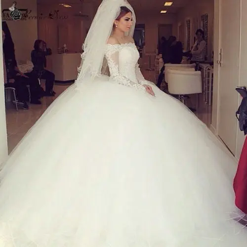 Lovely Off the Should Long Sleeves Lace Appliques Wedding Dresses Floor Length Ballgown Tulle Bridal Gowns
Lovely Off the Should Long Sleeves Lace Appliques Wedding Dresses Floor Length Ballgown Tulle Bridal Gowns
