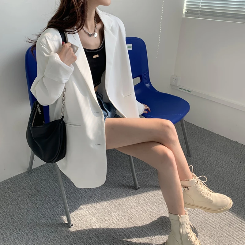LANMREM New Women Blazers White Korean Version Versatile Small Lapel Long Sleeve Loose Fashion Tide Spring Autumn 2021 2P2555
LANMREM New Women Blazers White Korean Version Versatile Small Lapel Long Sleeve Loose Fashion Tide Spring Autumn 2021 2P2555