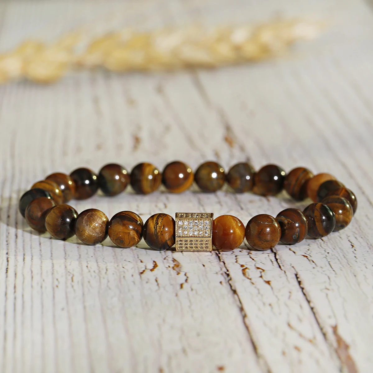 Fashionable Men's Adjustable Luxury Bracelet Golden Color White Zircon Inlaid Natural Stone Beaded Bracelet 2020 Jewelry Gift
Fashionable Men's Adjustable Luxury Bracelet Golden Color White Zircon Inlaid Natural Stone Beaded Bracelet 2020 Jewelry Gift