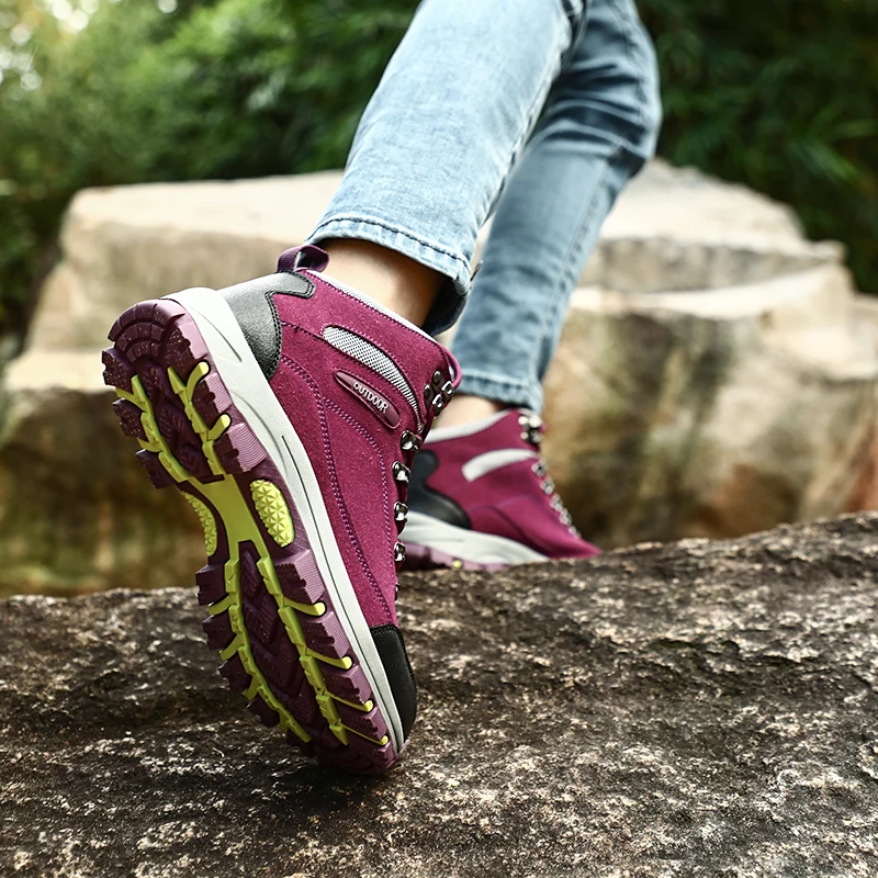 Couple Trekking Shoes Outdoor Sports Hiking Boots Warm Plush Mountain Climbing Sneakers Men Non-slip Hunting Trails Trainers New 
Couple Trekking Shoes Outdoor Sports Hiking Boots Warm Plush Mountain Climbing Sneakers Men Non-slip Hunting Trails Trainers New