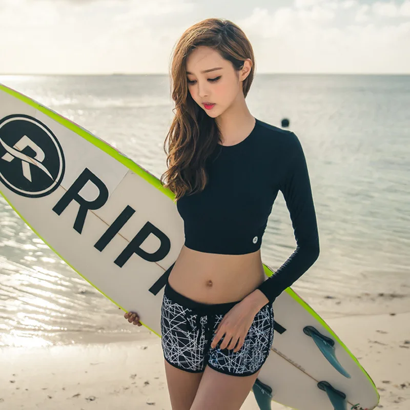 The New Split Swimsuit Female Small Chest Conservative Long-sleeved Belly Slim Slimming Swimsuit Sexy Sports Student Swimsuit
The New Split Swimsuit Female Small Chest Conservative Long-sleeved Belly Slim Slimming Swimsuit Sexy Sports Student Swimsuit