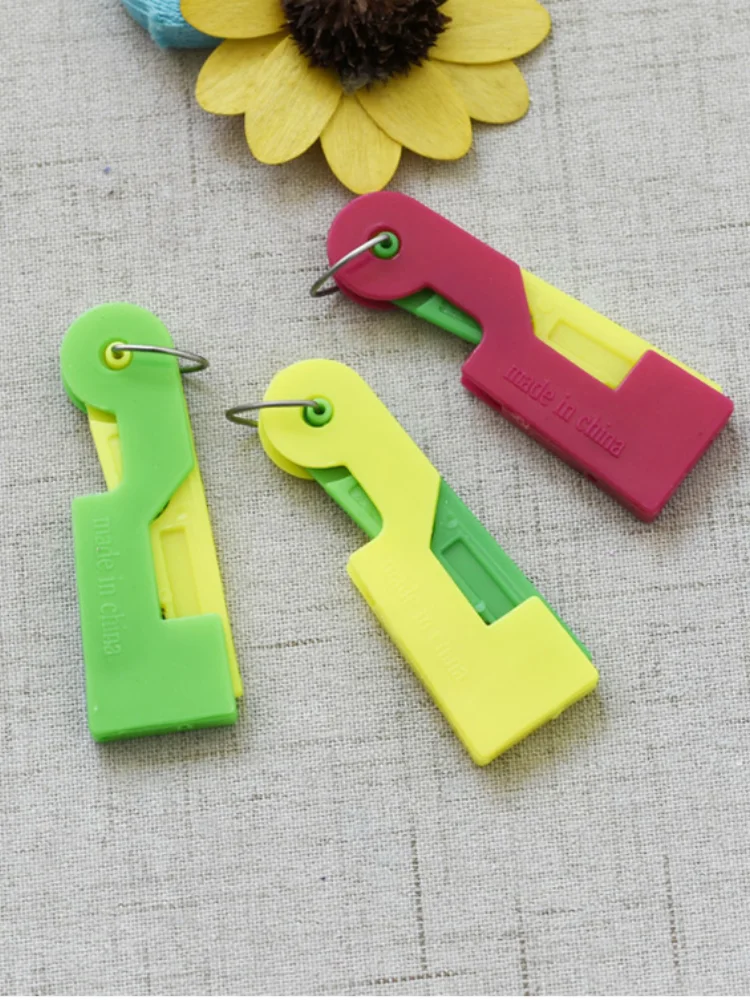 3pcs/5pcs/10pcs Random Color Elderly Convenient Automatic Sewing Needle Threader Thread Guide Tool AA8274
3pcs/5pcs/10pcs Random Color Elderly Convenient Automatic Sewing Needle Threader Thread Guide Tool AA8274