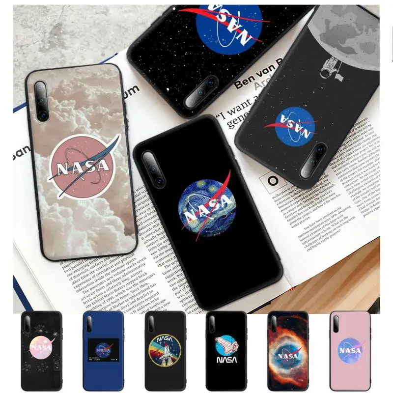 N-Nasaes Aerospace Astronaut Space Phone Case For Samsung S21 S20 Fe S30 Ultra S10-4G S10-5G Plus Lite S10e S9 Silicone Cover
N-Nasaes Aerospace Astronaut Space Phone Case For Samsung S21 S20 Fe S30 Ultra S10-4G S10-5G Plus Lite S10e S9 Silicone Cover