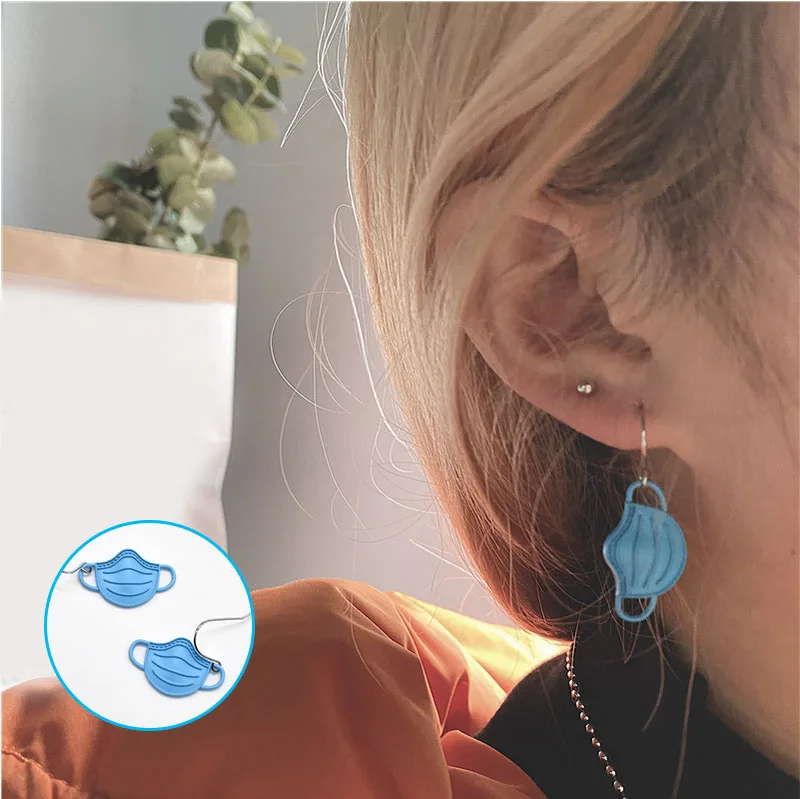 Korean Hook Earrings Lady Mask Shape Drop Earrings Cool Designer Ear Ring Dangle Ear Stud 2020 Fashion Party Funny Ear Jewelry
Korean Hook Earrings Lady Mask Shape Drop Earrings Cool Designer Ear Ring Dangle Ear Stud 2020 Fashion Party Funny Ear Jewelry