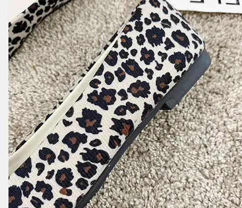 

Women's Shoes New Spring Peas Shoes Scoop Shoes European And American Fashion Hit Color leopard Print Women's Single Shoes Flat