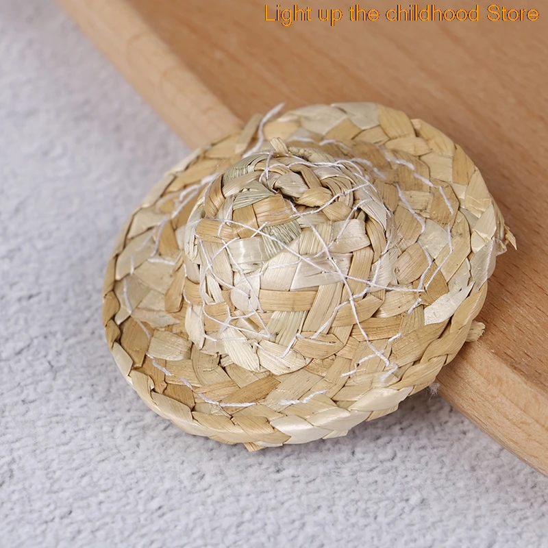 1/12 Hand Weaved Straw Hat Mini Doll Hat Ornament Strawhat Dollhouse Miniature Kits Accessories
1/12 Hand Weaved Straw Hat Mini Doll Hat Ornament Strawhat Dollhouse Miniature Kits Accessories