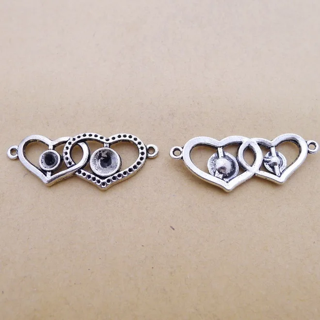 Craft For Jewelry Findings Components Love Connector Antique Silver Color 16*42mm 4 Pieces
Craft For Jewelry Findings Components Love Connector Antique Silver Color 16*42mm 4 Pieces
