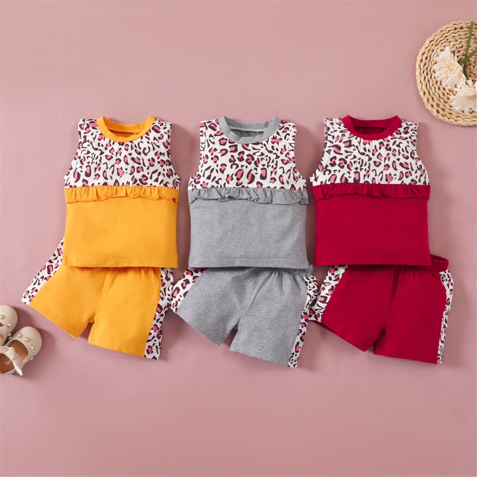 Little Baby Girl Clothing Vest and Shorts Casual Set Fashion Leopard Stitching Sleeveless O-neck T-shirt and Elastic Short Pants
Little Baby Girl Clothing Vest and Shorts Casual Set Fashion Leopard Stitching Sleeveless O-neck T-shirt and Elastic Short Pants