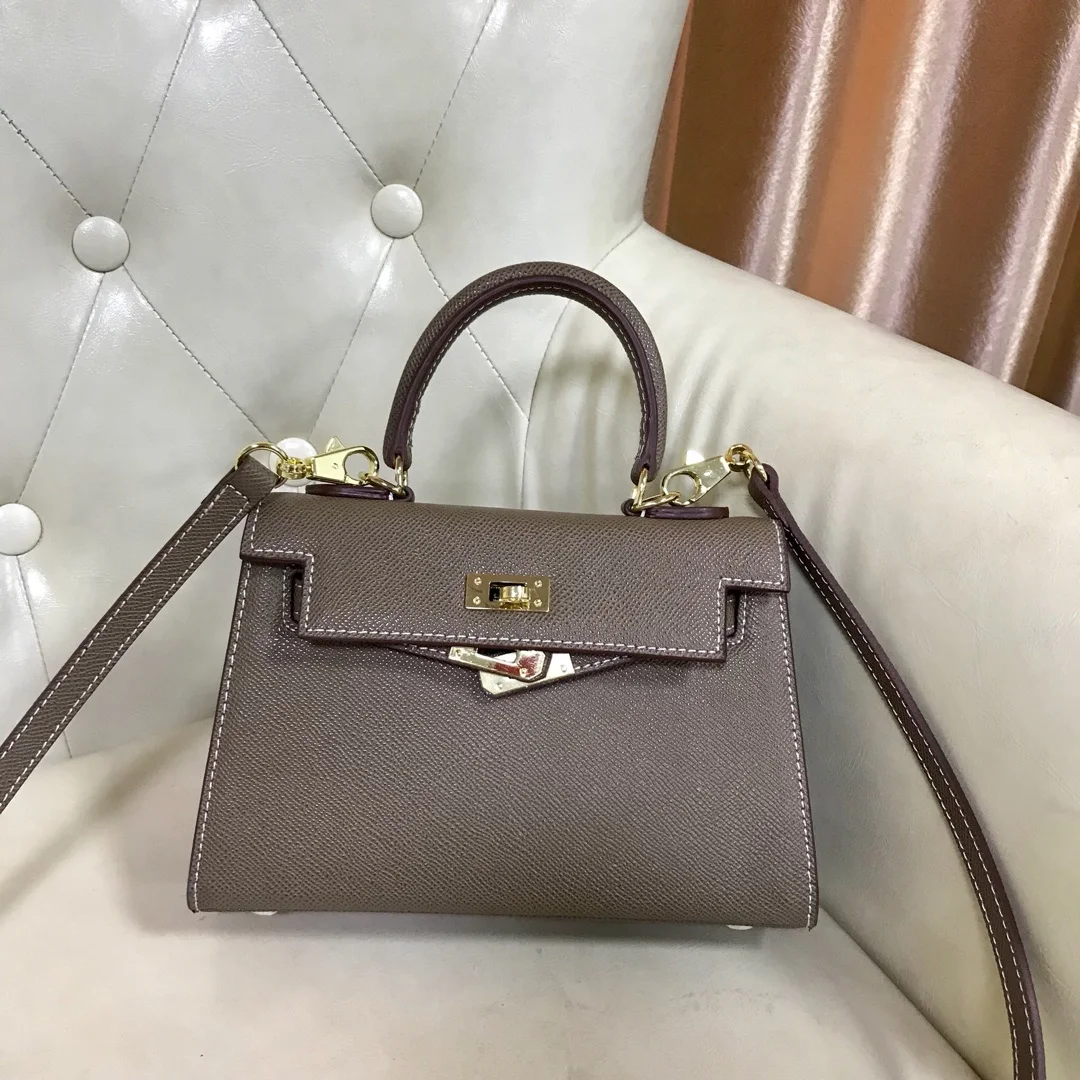 2021 new style bag for women fashion head layer cowhide bag for women hand bill of lading shoulder sloping cross bag for women
2021 new style bag for women fashion head layer cowhide bag for women hand bill of lading shoulder sloping cross bag for women