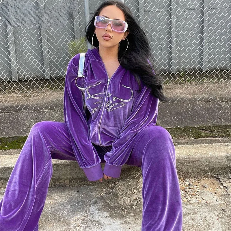 Rhinestone Velvet Tracksuit Zipper Hoodie and Baggy Pants 2 Piece Pajama Sets Streetwear Hip Hop Aesthetic Clothes 2021 Autumn
Rhinestone Velvet Tracksuit Zipper Hoodie and Baggy Pants 2 Piece Pajama Sets Streetwear Hip Hop Aesthetic Clothes 2021 Autumn