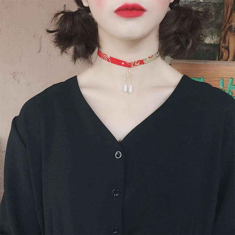 Classic Sexy Choker Necklace Gold Plated Black Red Multicolor Geometric With Imitation Pearl Creative Party Chain Necklace
Classic Sexy Choker Necklace Gold Plated Black Red Multicolor Geometric With Imitation Pearl Creative Party Chain Necklace