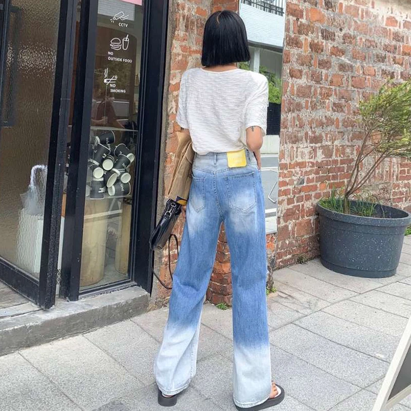 CHICEVER Minimalist Hit Color Letter Hole Denim Pant For Women High Waist Full Length Straight Loose Jeans Female Spring Stylish
CHICEVER Minimalist Hit Color Letter Hole Denim Pant For Women High Waist Full Length Straight Loose Jeans Female Spring Stylish