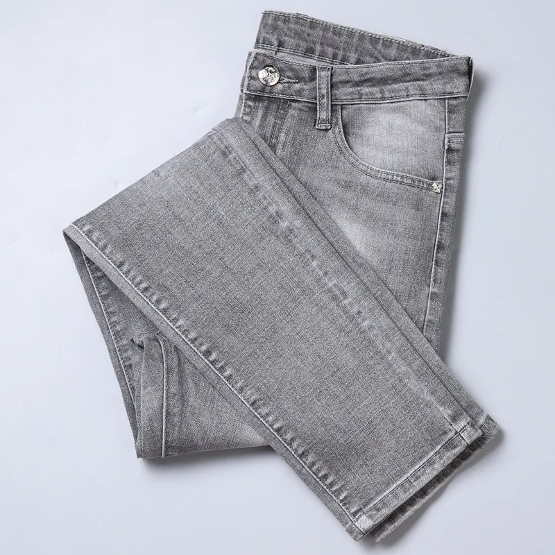 2021 new embroidery men's jeans fashion luxury embroidery jeans trend brand jeans men's high quality
2021 new embroidery men's jeans fashion luxury embroidery jeans trend brand jeans men's high quality