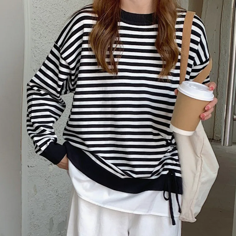 Striped Sweater Women's Long-sleeved 2022 Early Autumn New Korean Version Of The Trend Loose And Thin Round Neck Pullover Top 
Striped Sweater Women's Long-sleeved 2022 Early Autumn New Korean Version Of The Trend Loose And Thin Round Neck Pullover Top