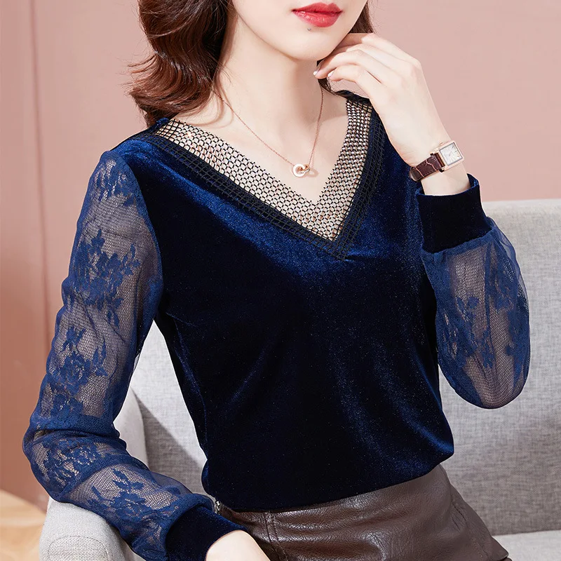 M-4XL Velvet Bottoming Vintage Shirt Women Oversize Long Sleeve Top Female Spring Autumn V-Neck Sexy Blouse With Lace Chemise
M-4XL Velvet Bottoming Vintage Shirt Women Oversize Long Sleeve Top Female Spring Autumn V-Neck Sexy Blouse With Lace Chemise