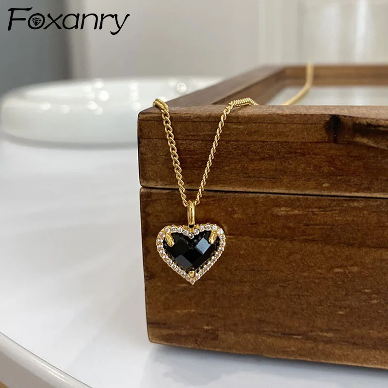 Женское ожерелье из серебра 925 пробы FOXANRY, новое модное элегантное очаровательное винтажное ювелирное изделие черного цвета с сердцем для в...
Женское ожерелье из серебра 925 пробы FOXANRY, новое модное элегантное очаровательное винтажное ювелирное изделие черного цвета с сердцем для в...
