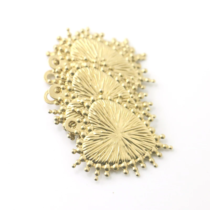 Латунные одиночные подвесные рельефные медные серьги в форме сердца персика подвески используются для diy Популярные ювелирные материалы р...
Латунные одиночные подвесные рельефные медные серьги в форме сердца персика подвески используются для diy Популярные ювелирные материалы р...