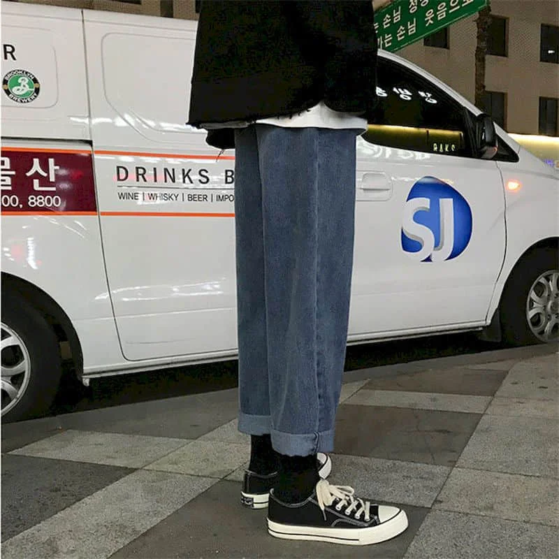 Men's jeans loose retro jeans women's Korean trend of Harajuku style bf old pants straight and versatile nine-point streetwear
Men's jeans loose retro jeans women's Korean trend of Harajuku style bf old pants straight and versatile nine-point streetwear