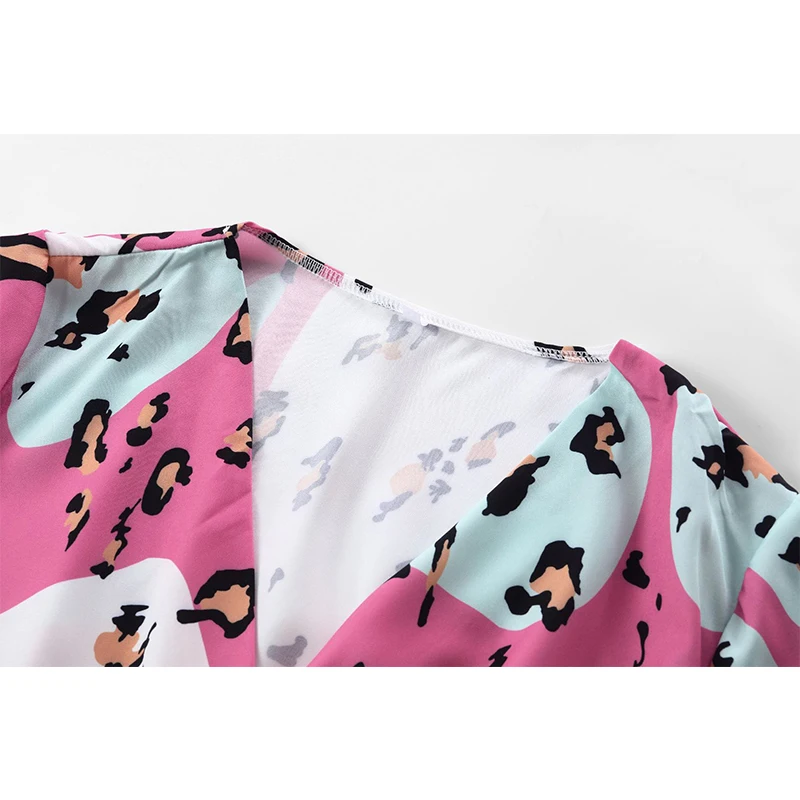 Summer V-Neck Elegant Butterfly Sleeve Leopard Print Party Dress 2021 Casual Loose Elastic Waist Ruffles Female Midi Women Dress
Summer V-Neck Elegant Butterfly Sleeve Leopard Print Party Dress 2021 Casual Loose Elastic Waist Ruffles Female Midi Women Dress
