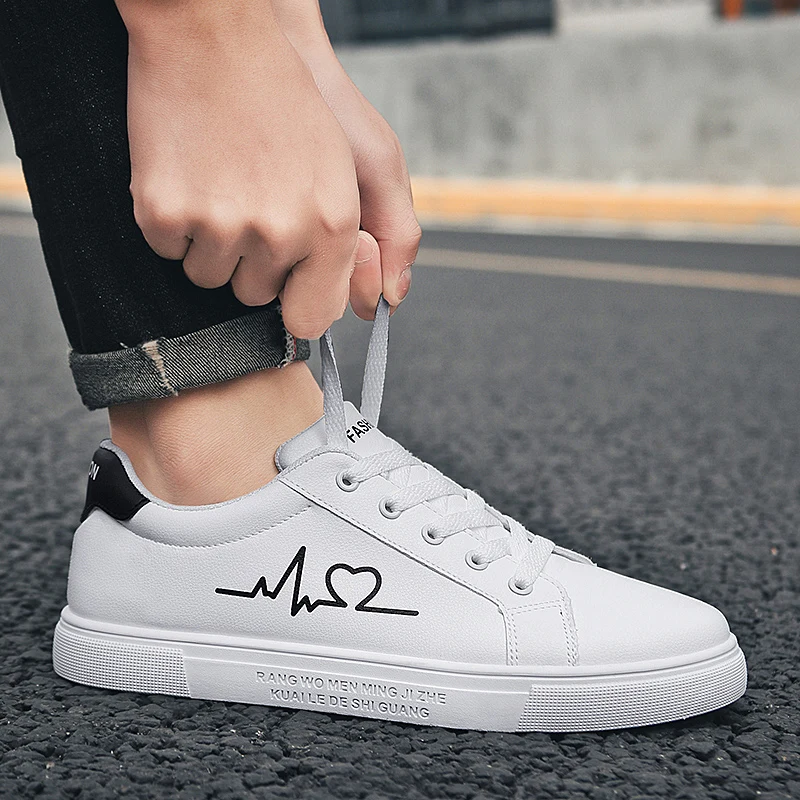 Mens Sneakers Men Women Student White Casual Shoes Women Fashion Vulcanized Shoes Breathable Light Men Sports Casual Shoes
Mens Sneakers Men Women Student White Casual Shoes Women Fashion Vulcanized Shoes Breathable Light Men Sports Casual Shoes