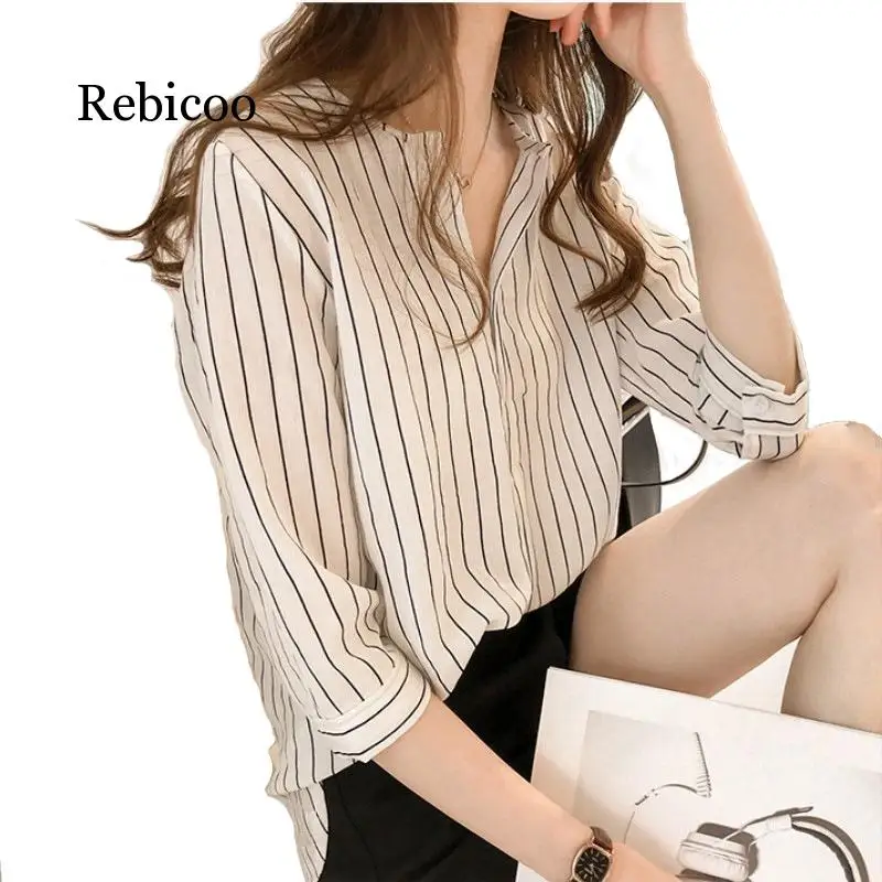 2019 summer Korean fashion large size women's striped shirt female seven-point sleeve shirt loose casual shirt
2019 summer Korean fashion large size women's striped shirt female seven-point sleeve shirt loose casual shirt