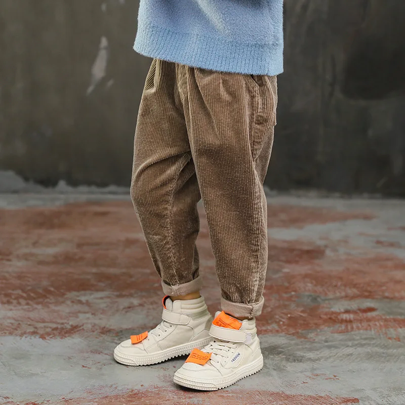Boys' Casual Pants 2021 Spring New Medium and Big Kids' Pocket Letter Corduroy Pants
Boys' Casual Pants 2021 Spring New Medium and Big Kids' Pocket Letter Corduroy Pants