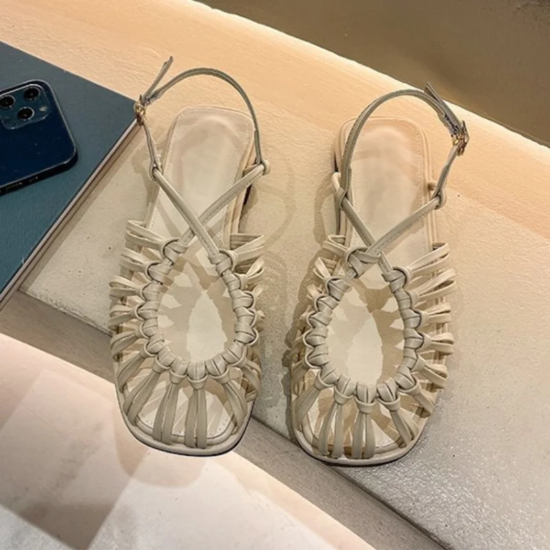 Flat Sandals Women's Shoes Summer Ladies 2021 New Retro Hollow Out Baotou Roman Female Narrow Band Round Toe Fashion Beach Shoe
Flat Sandals Women's Shoes Summer Ladies 2021 New Retro Hollow Out Baotou Roman Female Narrow Band Round Toe Fashion Beach Shoe