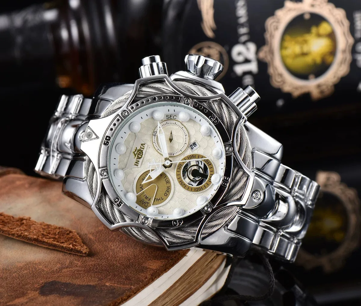 2022 Original INVICTA Fashion Large Dial Classic Luxury Couple Quartz Watches Band Men Women Round Shape Metal Wristwatch
2022 Original INVICTA Fashion Large Dial Classic Luxury Couple Quartz Watches Band Men Women Round Shape Metal Wristwatch