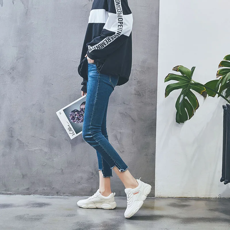 Women Vulcanized Shoes High Quality Women Sneakers Slip On Flats Shoes Women Loafers Tenis Feminino Walking Flat shoes for women
Women Vulcanized Shoes High Quality Women Sneakers Slip On Flats Shoes Women Loafers Tenis Feminino Walking Flat shoes for women
