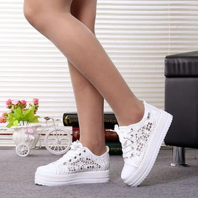 Summer Women Shoes Casual Cutouts Lace Canvas Shoes Hollow Floral Breathable Platform Flat Shoe Zapatos de mujer 2019
Summer Women Shoes Casual Cutouts Lace Canvas Shoes Hollow Floral Breathable Platform Flat Shoe Zapatos de mujer 2019